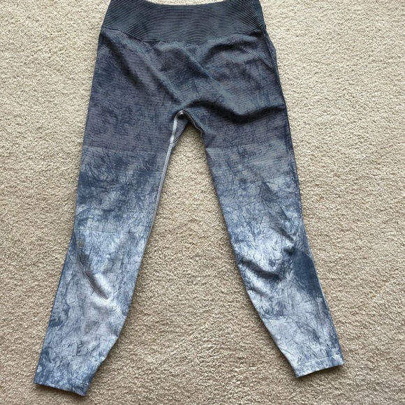 Lululemon Leggings - Picture 5 of 6